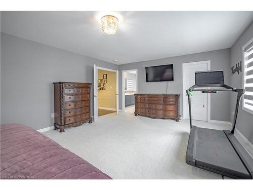 50 Fleming Crescent, Caledonia, ON - Indoor Photo Showing Bedroom