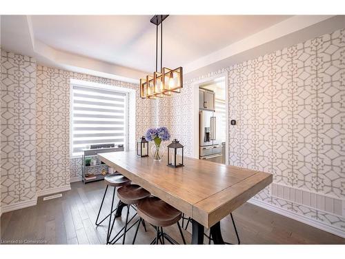 50 Fleming Crescent, Caledonia, ON - Indoor Photo Showing Dining Room