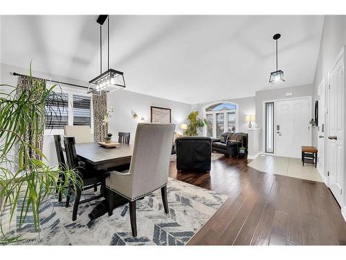 5817 Ironwood Street, Niagara Falls, ON - Indoor Photo Showing Dining Room