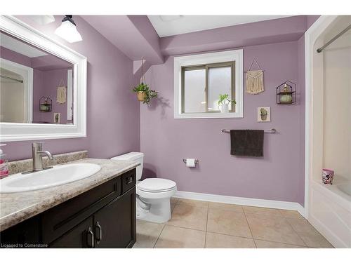 5817 Ironwood Street, Niagara Falls, ON - Indoor Photo Showing Bathroom