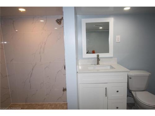 701 Wilson Street, Hamilton, ON - Indoor Photo Showing Bathroom