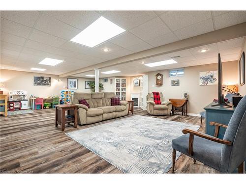 5 Twentyplace Boulevard, Mount Hope, ON - Indoor Photo Showing Basement