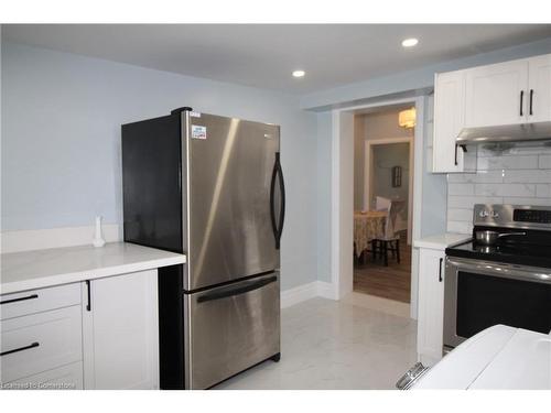 19 Emerald Street N, Hamilton, ON - Indoor Photo Showing Kitchen