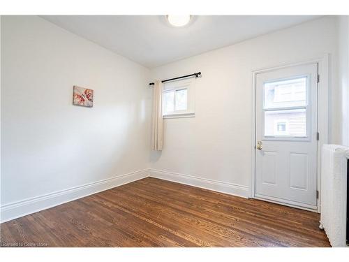 185 Fairleigh Avenue S, Hamilton, ON - Indoor Photo Showing Other Room