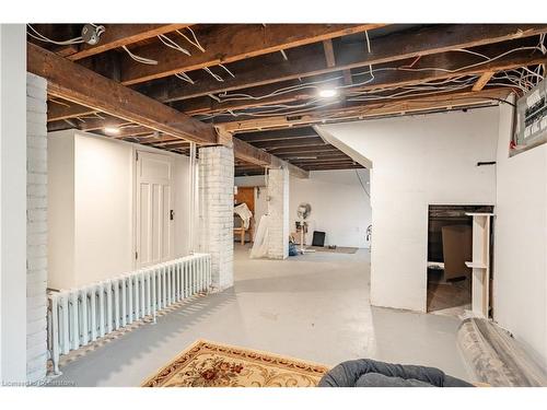 185 Fairleigh Avenue S, Hamilton, ON - Indoor Photo Showing Basement