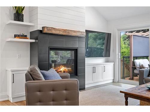 799 Cranston Court, Burlington, ON - Indoor Photo Showing Living Room With Fireplace