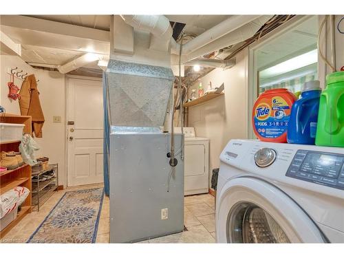 22 Norfolk Street N, Hamilton, ON - Indoor Photo Showing Laundry Room