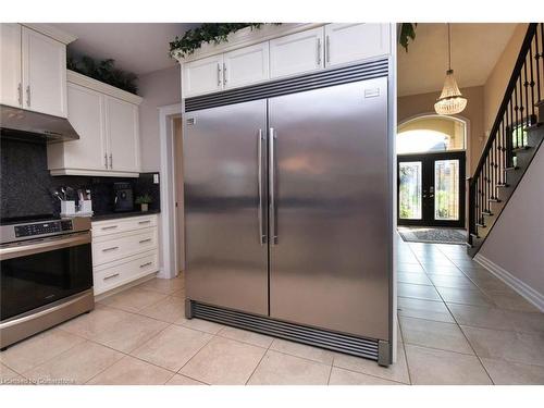 259 Mother'S Street, Glanbrook, ON - Indoor Photo Showing Kitchen