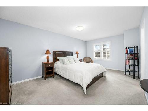 78-3333 New Street, Burlington, ON - Indoor Photo Showing Bedroom