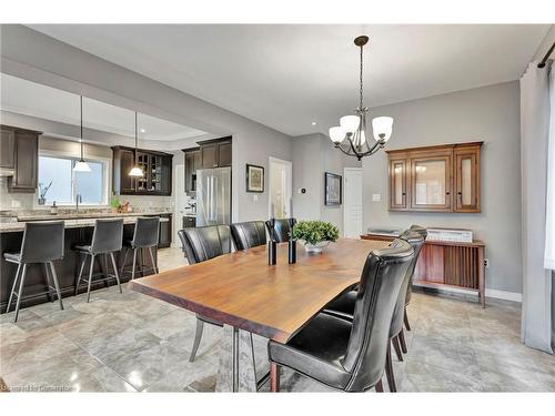 920 Stone Church Road E, Hamilton, ON - Indoor Photo Showing Dining Room