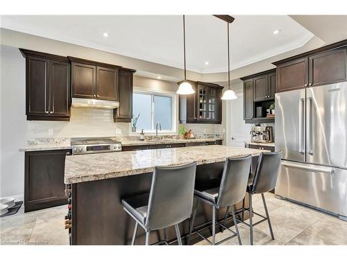 920 Stone Church Road E, Hamilton, ON - Indoor Photo Showing Kitchen With Upgraded Kitchen