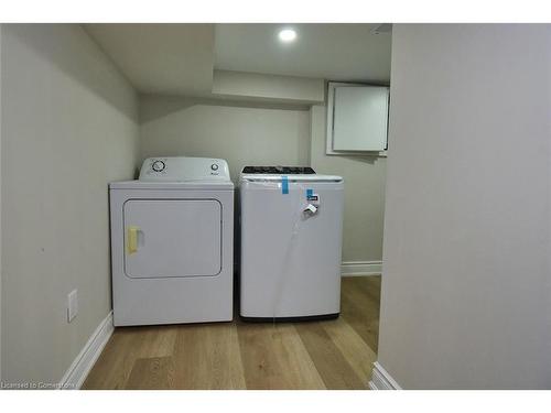 32 Vansitmart Avenue, Hamilton, ON - Indoor Photo Showing Laundry Room