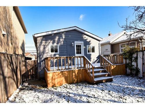 32 Vansitmart Avenue, Hamilton, ON - Outdoor With Deck Patio Veranda With Exterior