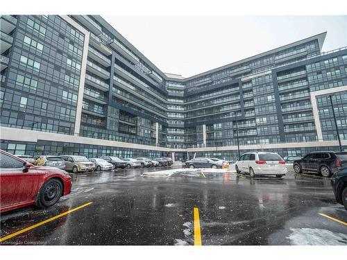 Ph03-395 Dundas Street W, Oakville, ON - Outdoor