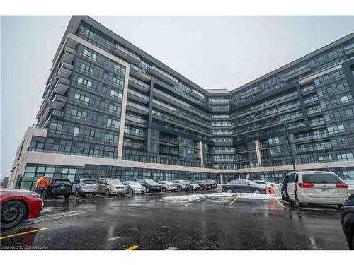 Ph03-395 Dundas Street W, Oakville, ON - Outdoor