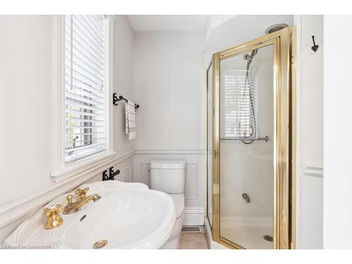 113/115 Claremont Drive, Hamilton, ON - Indoor Photo Showing Bathroom