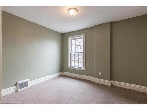 113/115 Claremont Drive, Hamilton, ON - Indoor Photo Showing Other Room