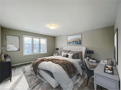 9320 White Oak Avenue, Niagara Falls, ON - Indoor Photo Showing Bedroom