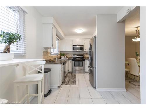 100-11 Harrisford Street, Hamilton, ON - Indoor Photo Showing Kitchen With Stainless Steel Kitchen