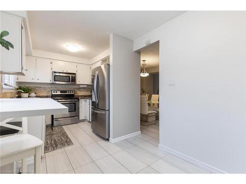 100-11 Harrisford Street, Hamilton, ON - Indoor Photo Showing Kitchen With Stainless Steel Kitchen