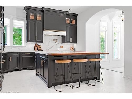 2642 Bluffs Way, Burlington, ON - Indoor Photo Showing Kitchen