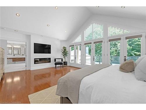 2642 Bluffs Way, Burlington, ON - Indoor Photo Showing Bedroom