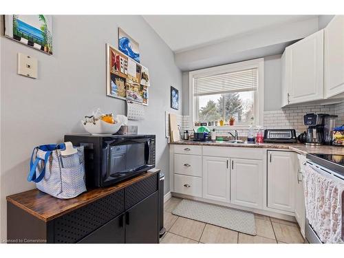 107 Horning Drive, Hamilton, ON - Indoor Photo Showing Kitchen With Double Sink