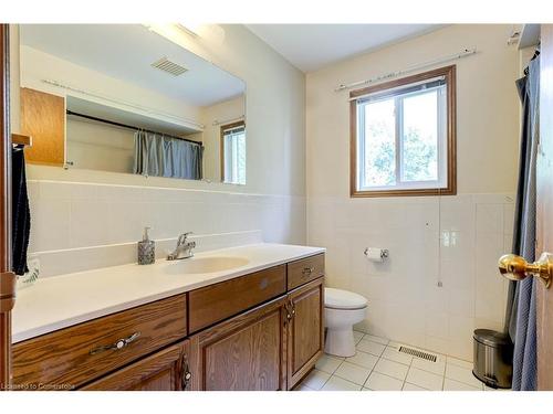 861 Book Road E, Ancaster, ON - Indoor Photo Showing Bathroom