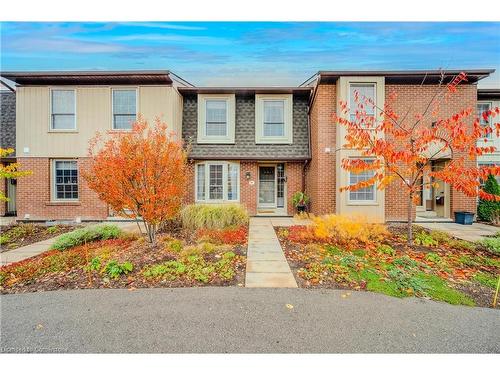 61-3029 Glencrest Road, Burlington, ON - Outdoor With Facade