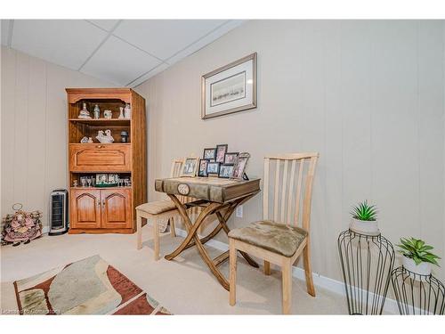 61-3029 Glencrest Road, Burlington, ON - Indoor Photo Showing Other Room