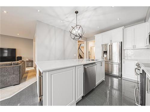 51 Narbonne Crescent, Stoney Creek, ON - Indoor Photo Showing Kitchen With Stainless Steel Kitchen With Upgraded Kitchen