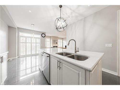 51 Narbonne Crescent, Stoney Creek, ON - Indoor Photo Showing Kitchen With Double Sink