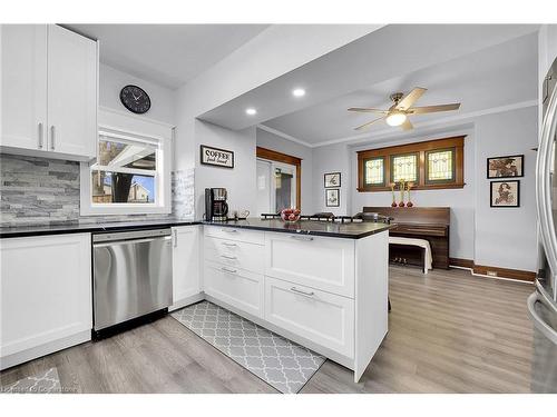 53 1/2 Robins Avenue, Hamilton, ON - Indoor Photo Showing Kitchen With Upgraded Kitchen