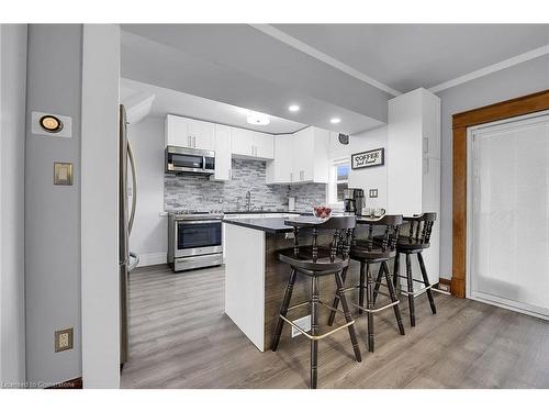 53 1/2 Robins Avenue, Hamilton, ON - Indoor Photo Showing Kitchen With Upgraded Kitchen