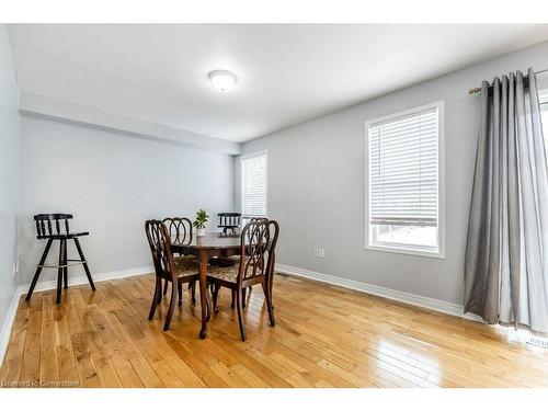 9 Lovell Crescent, Brantford, ON - Indoor Photo Showing Dining Room