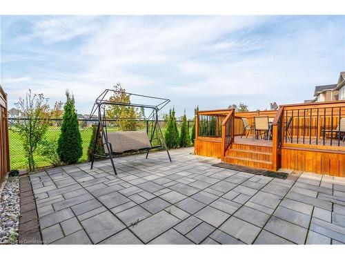 31 Forest Ridge Avenue, Waterdown, ON - Outdoor With Deck Patio Veranda