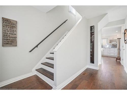 25 Rockwood Avenue, St. Catharines, ON - Indoor Photo Showing Other Room