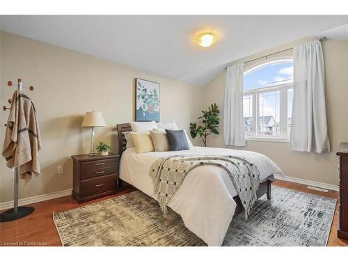 9 Tolton Drive, Guelph, ON - Indoor Photo Showing Bedroom