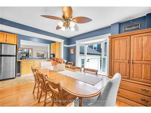 6398 Orchard Avenue, Niagara Falls, ON - Indoor Photo Showing Dining Room