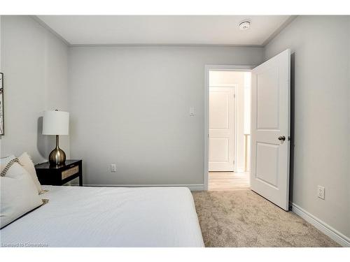 26 Bentgrass Drive, Welland, ON - Indoor Photo Showing Bedroom