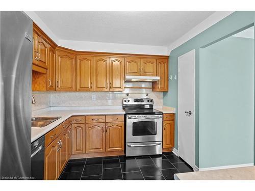 404-301 Frances Avenue, Hamilton, ON - Indoor Photo Showing Kitchen