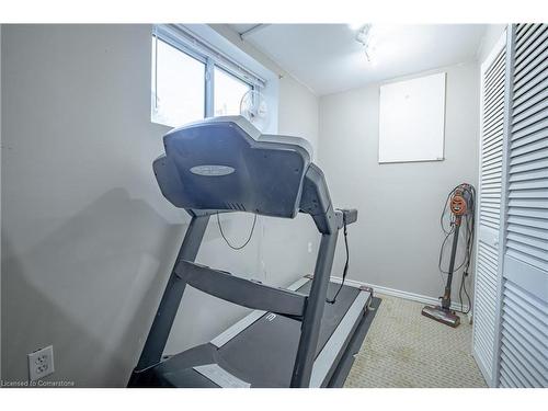 4553 Sussex Drive, Niagara Falls, ON - Indoor Photo Showing Gym Room