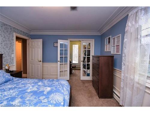 888 Mckenzie Road, Oneida, ON - Indoor Photo Showing Bedroom