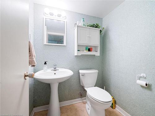 5244 Cedar Springs Road, Burlington, ON - Indoor Photo Showing Bathroom