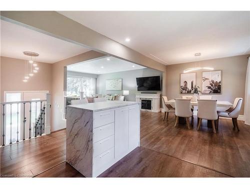 470 John Frederick Drive, Ancaster, ON - Indoor Photo Showing Dining Room