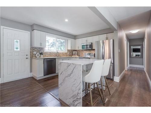 470 John Frederick Drive, Ancaster, ON - Indoor Photo Showing Kitchen With Stainless Steel Kitchen With Upgraded Kitchen