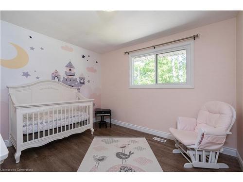 470 John Frederick Drive, Ancaster, ON - Indoor Photo Showing Bedroom