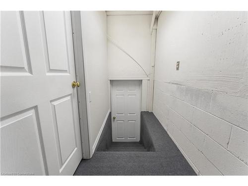 470 John Frederick Drive, Ancaster, ON - Indoor Photo Showing Other Room