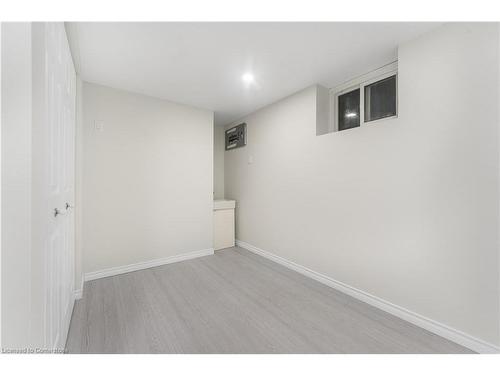 470 John Frederick Drive, Ancaster, ON - Indoor Photo Showing Other Room