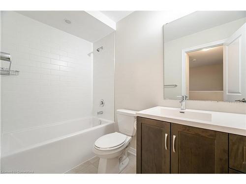 9-288 Glover Road, Stoney Creek, ON - Indoor Photo Showing Bathroom